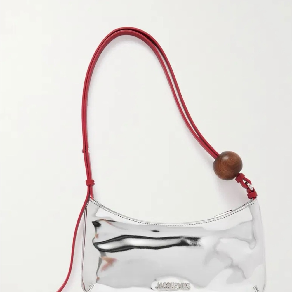 Jacquemus Le Bisou Perle Patent Leather Shoulder Bag in Silver and Red